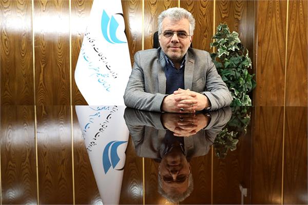 رئیس سازمان تنظیم مقررات و ارتباطات رادیویی: (بخش پایانی) ​ اینترنت ایران، ارزان‌تر از میانگین جهانی است/ امسال اینترنت گران نمی‌شود/ وعده ارزان شدن اینترنت را نمی‌دهم/ برای استفاده از نسل 5G باندهای 