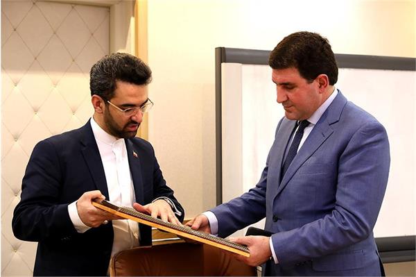 در تماس تلفنی وزیر ارتباطات با همتای افغانستانی صورت گرفت؛ تسلیت آذری‌جهرمی در پی شهادت تعدادی از کارکنان وزارت ارتباطات افغانستان