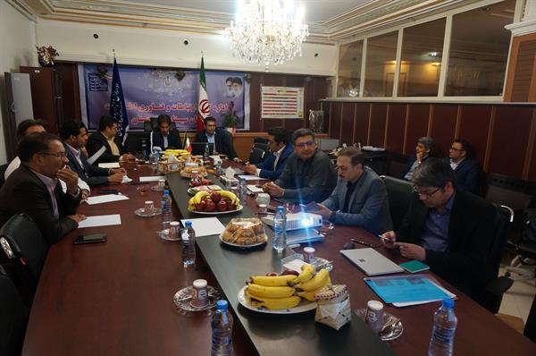 بررسی مشکلات ارتباطی استان
