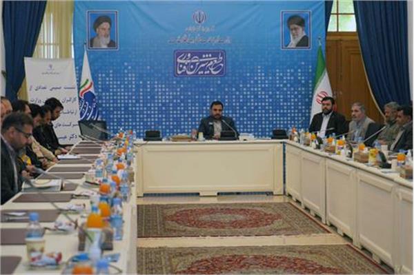 فعالیت و تلاش کارگران پشتوانه استقلال و خودکفایی کشور است / دولت سیزدهم نگاه ویژه‌ای به کارگران دارد