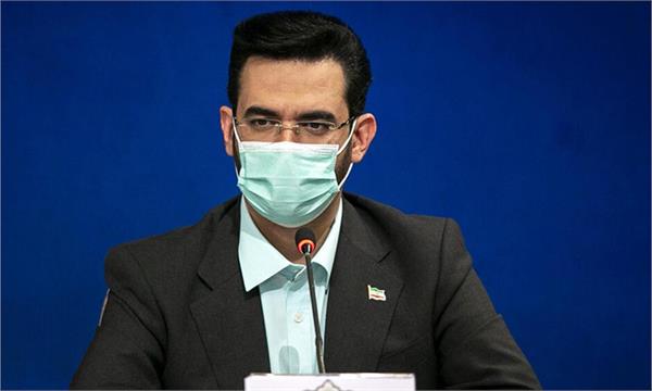 شکاف بین نسلی در فضای مجازی جدی‌ است/ تربیت در فضای مجازی مثل فضای حقیقی است
