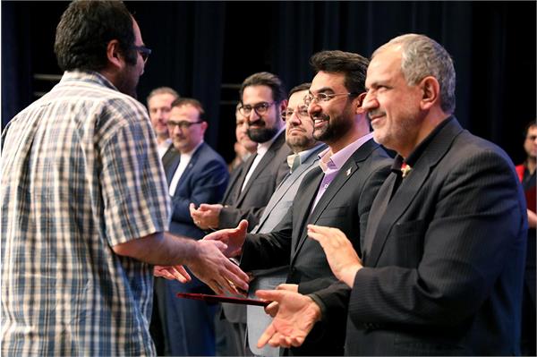 در «آیین انتخاب وب سری و فیلم کوتاه» صورت گرفت: معرفی 20 ایده و 4 اپلیکیشین برگزیده جشنواره کودکآنلاین