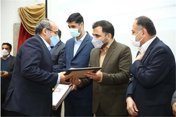 دولت سیزدهم به دنبال استفاده حداکثری از فناوری اطلاعات برای حل مشکلات کشور است/ دانشگاه باید پیشران حل مسائل کشور باشند