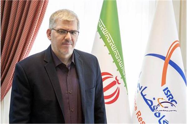 رییس سازمان فضایی ایران از روند احداث پایگاه ملی پرتاب ماهواره بازدید کرد
