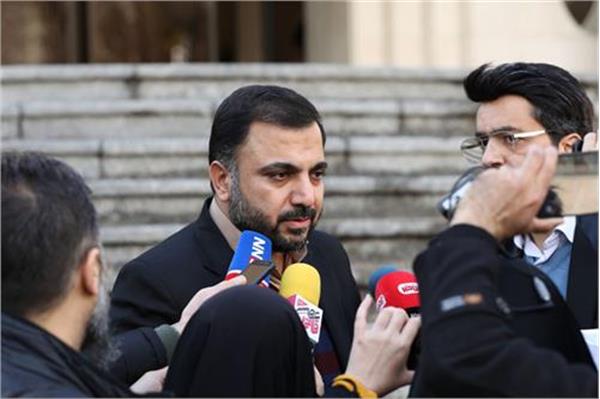 برنامه داریم در افق 5 سال آینده فضانورد ایرانی در فضا داشته باشیم / تمام مدارس کشور از طریق فیبرنوری به شبکه ملی اطلاعات متصل می شوند / سیمکارت گردشگری تا این لحظه وجود خارجی ندارد