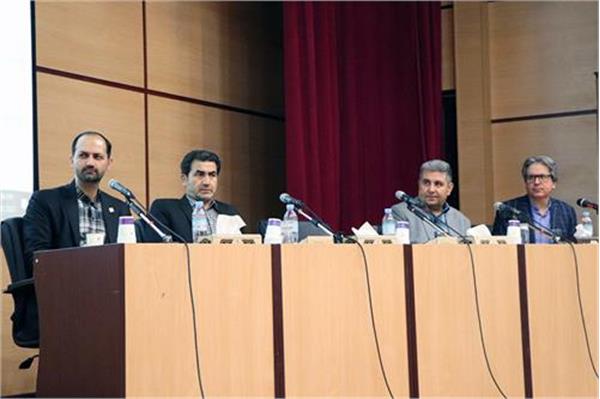وضعیت بازار و فرصت های سرمایه گذاری زیرساخت های اطلاعاتی کشور تبیین شد