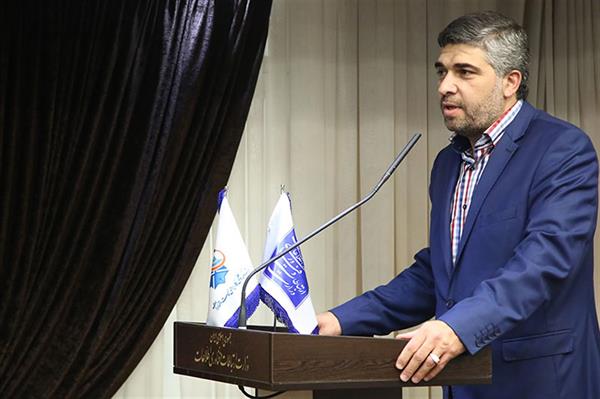 رییس پژوهشگاه ارتباطات و فناوری اطلاعات: ایجاد تعهد در شاگردان علاوه بر آموزش های علمی و عملی بر عهده معلمان و اساتید است
