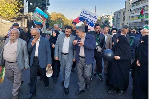 وزیر ارتباطات در راهپیمایی حمایت از کودکان و مردم غزه حضور یافت
