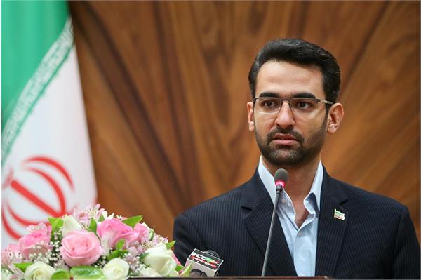 «پست اول» باید رقیب پست باشد/ شیوه واگذاری مخابرات اشتباه بود/ با خصوصی‌سازی مخابرات در عرصه تلفن ثابت عقب‌گرد داشته‌ایم