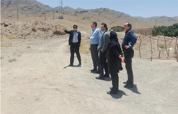 بازدید مشاور وزیر و مجری طرح توسعه روستایی از روستای مرزی بوک